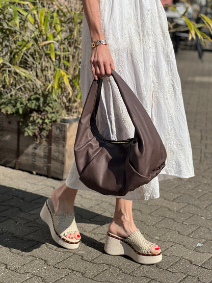 les-visionnaires-tasche-greta-essential-soft-granny-no129-concept-store-duesseldorf