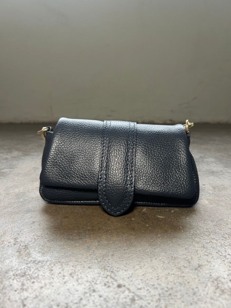  N°129 Tasche Aurorano. N°129 concept store Düsseldorf